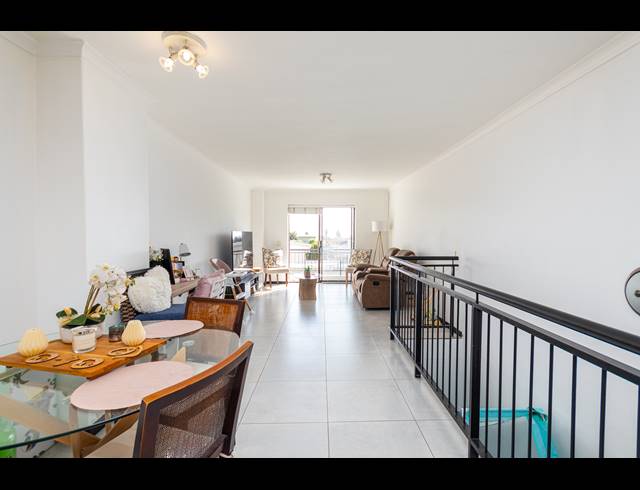 2 BEDROOM APARTMENT TO LET IN ROYAL ASCOT